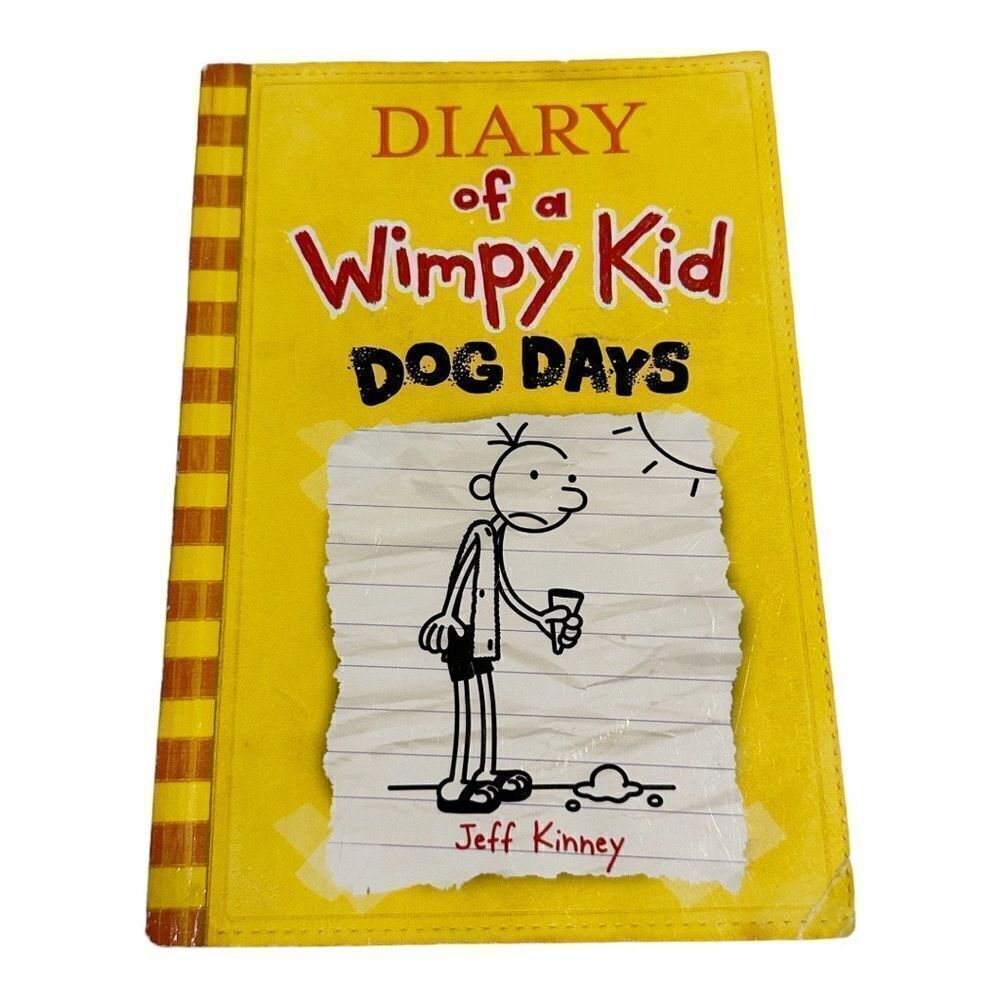 Dog Days (Diary of a Wimpy Kid #4) paperback